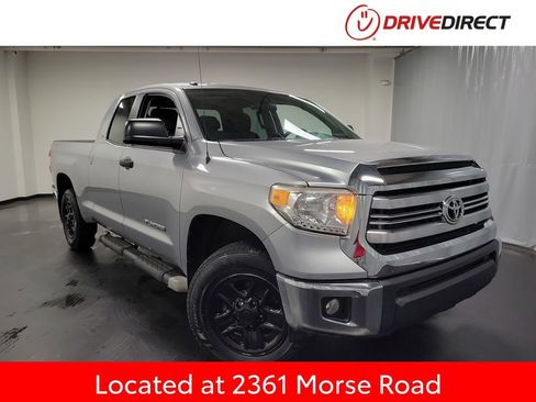 Used 2017 Toyota Tundra SR5 AWD/4WD image 1
