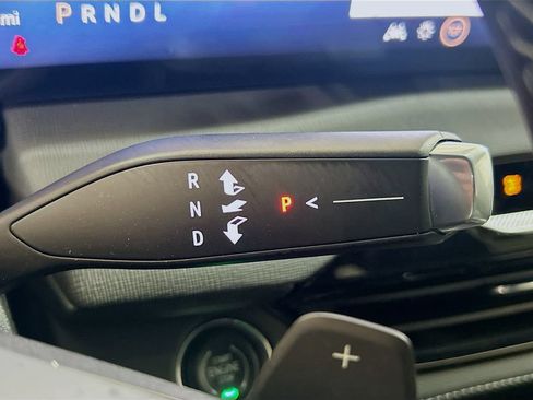Used 2026 Buick Enclave Sport Touring FWD image 15