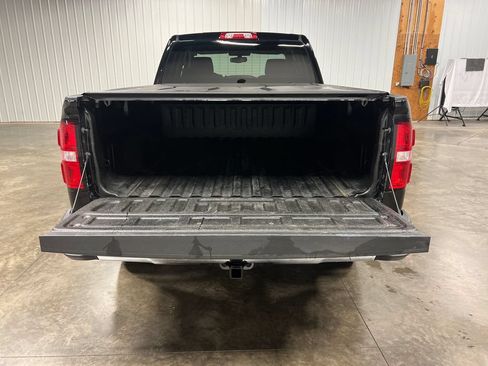 Certified 2018 GMC Sierra 1500 SLE w/ SLE Value Package AWD/4WD image 12