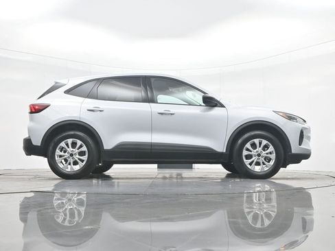 Used 2025 Ford Escape Active w/ Cold Weather Package AWD/4WD image 30