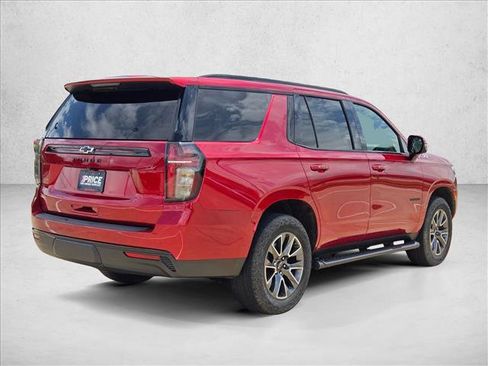 Used 2024 Chevrolet Tahoe Z71 w/ Luxury Package AWD/4WD image 5