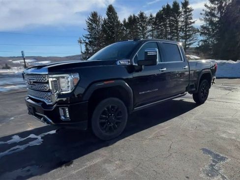Used 2022 GMC Sierra 2500 Denali w/ Denali Black Diamond Edition image 4