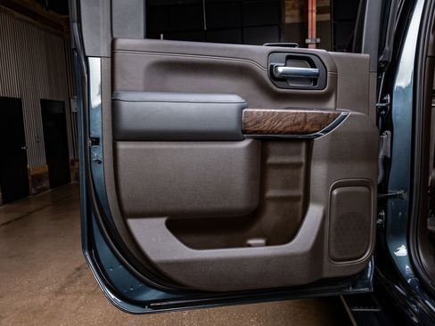 Used 2020 GMC Sierra 2500 Denali w/ Denali Ultimate Package image 38