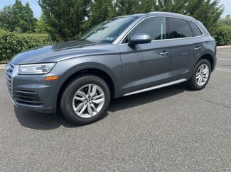 Used 2020 Audi Q5 2.0T Premium w/ Convenience Package AWD/4WD video 1