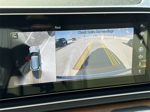 Used 2021 Mercedes-Benz GLE 350 4MATIC image 17