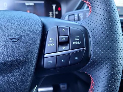 Used 2023 Ford Escape ST-Line w/ Tech Pack #1 AWD/4WD image 19