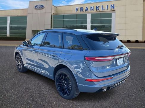 New 2026 Lincoln Corsair Premiere image 5