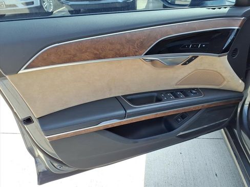 Used 2021 Audi A8 L 3.0T w/ Executive Plus Package image 11