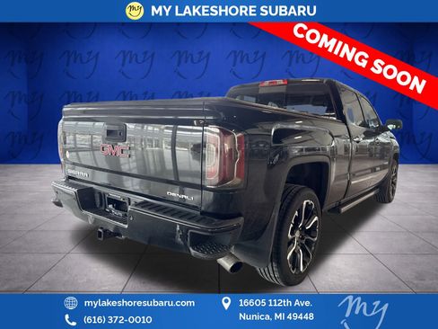 Used 2017 GMC Sierra 1500 Denali w/ Denali Ultimate Package AWD/4WD image 9