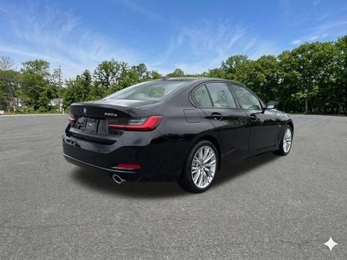 Used 2023 BMW 330e xDrive w/ Driving Assistance Package AWD/4WD image 9