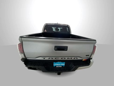 Used 2023 Toyota Tacoma TRD Off-Road w/ TRD Premium Off Road Package AWD/4WD image 7