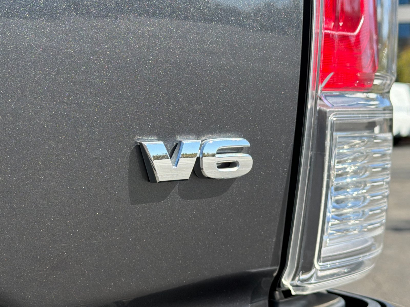 Used 2020 Toyota Tacoma 2WD Double Cab image 25
