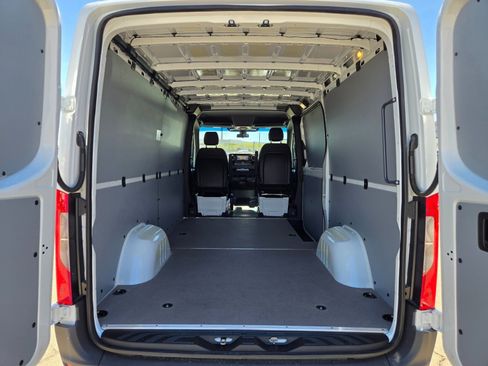 New 2025 Mercedes-Benz Sprinter 2500 image 13