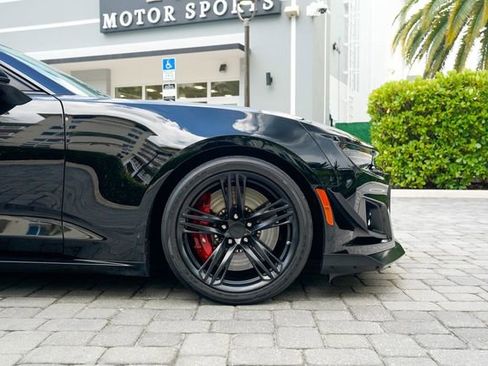 Used 2018 Chevrolet Camaro ZL1 RWD image 34
