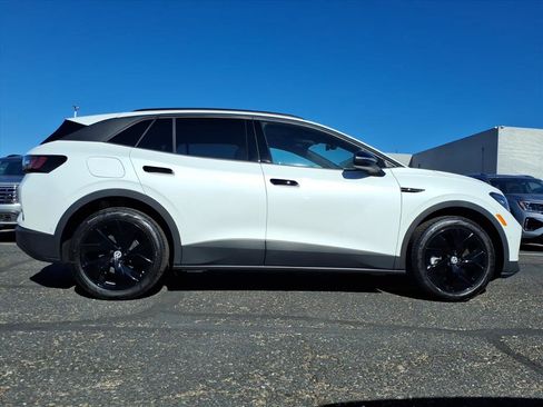 New 2026 Volkswagen ID.4 Pro S image 8