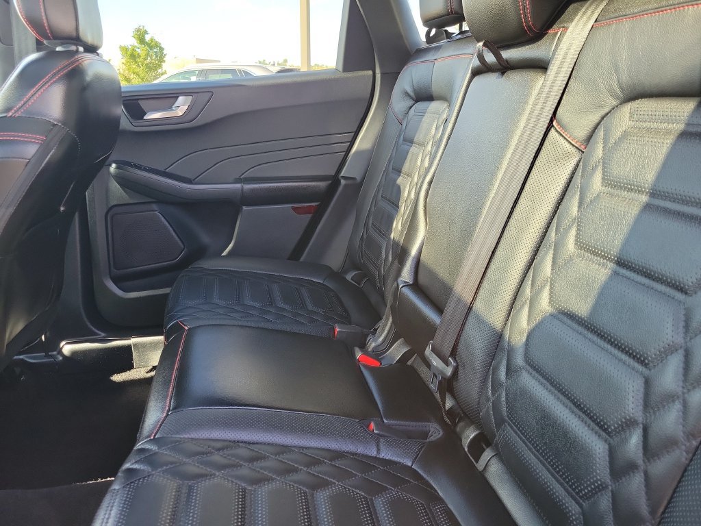Certified 2023 Ford Escape ST-Line Elite w/ Premium Technology Package AWD/4WD image 12