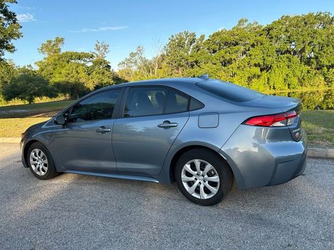 Used 2024 Toyota Corolla LE FWD image 3