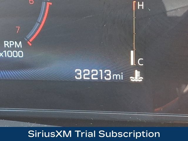 Used 2025 Chevrolet Trax RS w/ Sunroof Package FWD image 6