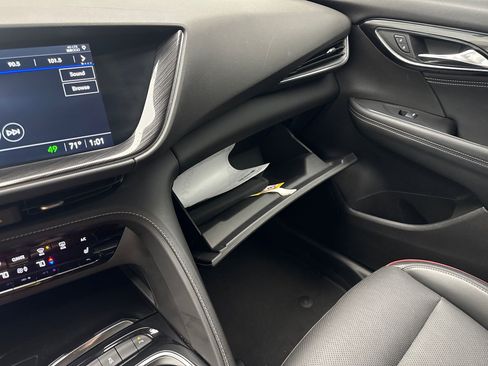 Certified 2022 Buick Envision Essence w/ Sport Touring Package image 41