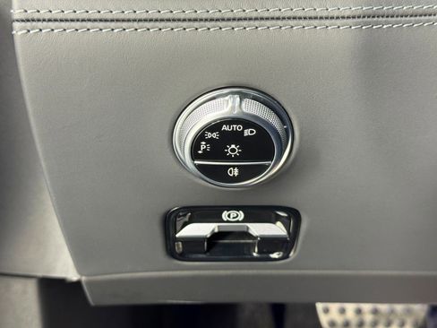 Used 2022 Mercedes-Benz SL 55 AMG AMG SL 55 w/ Performance Line image 16