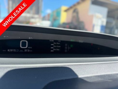 Used 2018 Toyota Prius Prime Plus w/ Carpet Mat Package FWD image 13