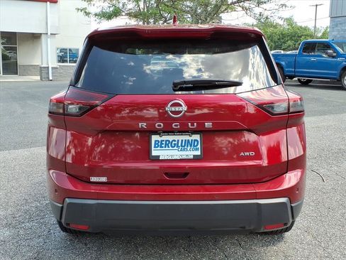 Used 2025 Nissan Rogue SV AWD/4WD image 5