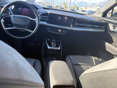 Used 2022 Audi Q4 e-tron Premium Plus w/ Premium Plus AWD/4WD image 8