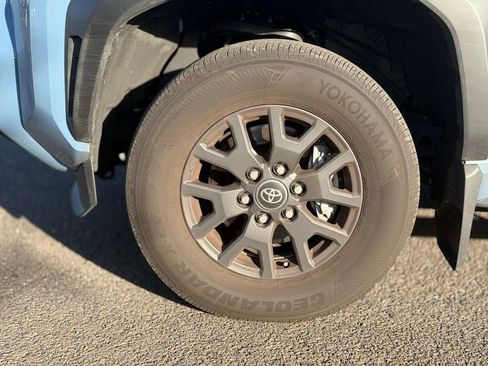 Used 2025 Toyota 4Runner SR5 image 9