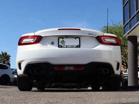 Used 2017 FIAT 124 Spider Abarth image 13