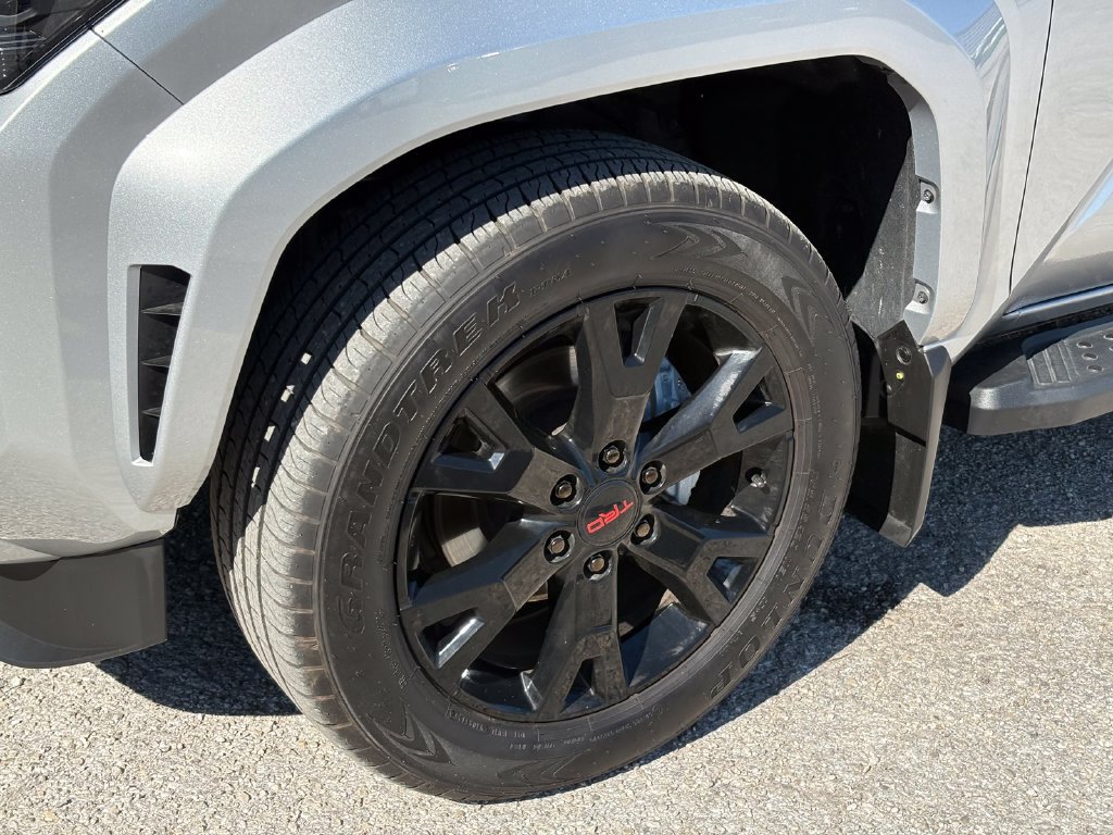 Used 2026 Toyota 4Runner TRD Sport Premium AWD/4WD image 9
