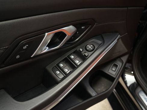 Used 2025 BMW M3 Competition w/ Executive Package image 25