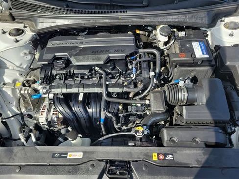 Certified 2025 Hyundai Elantra SEL w/ Cargo Package image 28