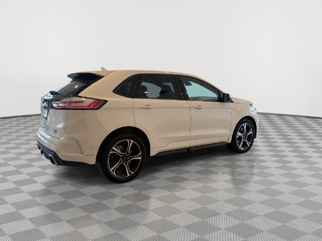 Used 2020 Ford Edge ST w/ Cold Weather Package AWD/4WD image 12