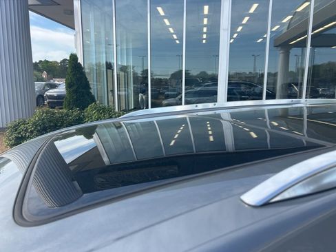 Certified 2024 Cadillac XT6 Luxury w/ LPO, Floor Liner Package image 16