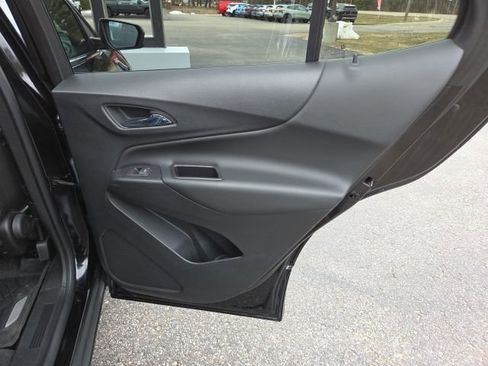 Used 2020 Chevrolet Equinox LT w/ Driver Convenience Package image 54