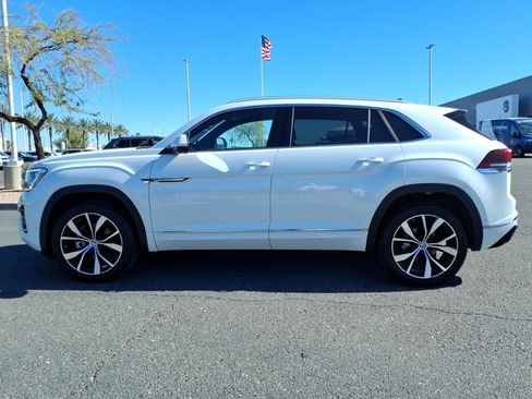 Certified 2025 Volkswagen Atlas Cross Sport SEL Premium R-Line image 4