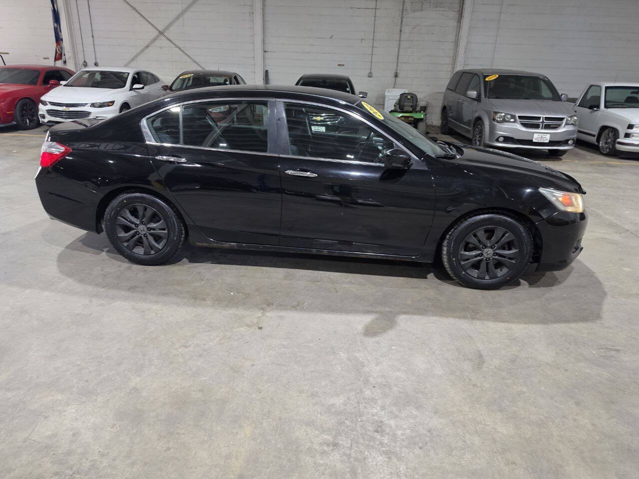 Used 2015 Honda Accord LX image 15