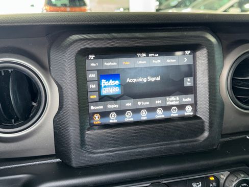 Used 2021 Jeep Wrangler Unlimited Sport AWD/4WD image 26