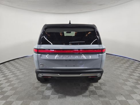 Used 2024 Rivian R1S Adventure AWD/4WD image 4