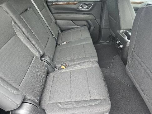 Used 2024 GMC Yukon XL SLE w/ Gmc Pro Safety Plus Package AWD/4WD image 23