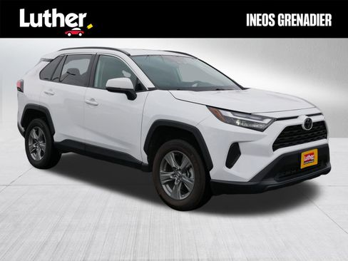 Used 2024 Toyota RAV4 XLE image 1