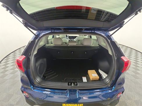Used 2022 Kia Niro EX Premium image 16