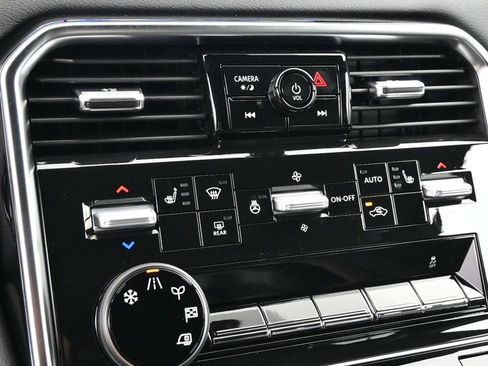 Used 2026 Nissan Armada SL RWD image 28