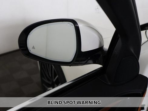 Used 2023 Mercedes-Benz S 500 4MATIC image 8