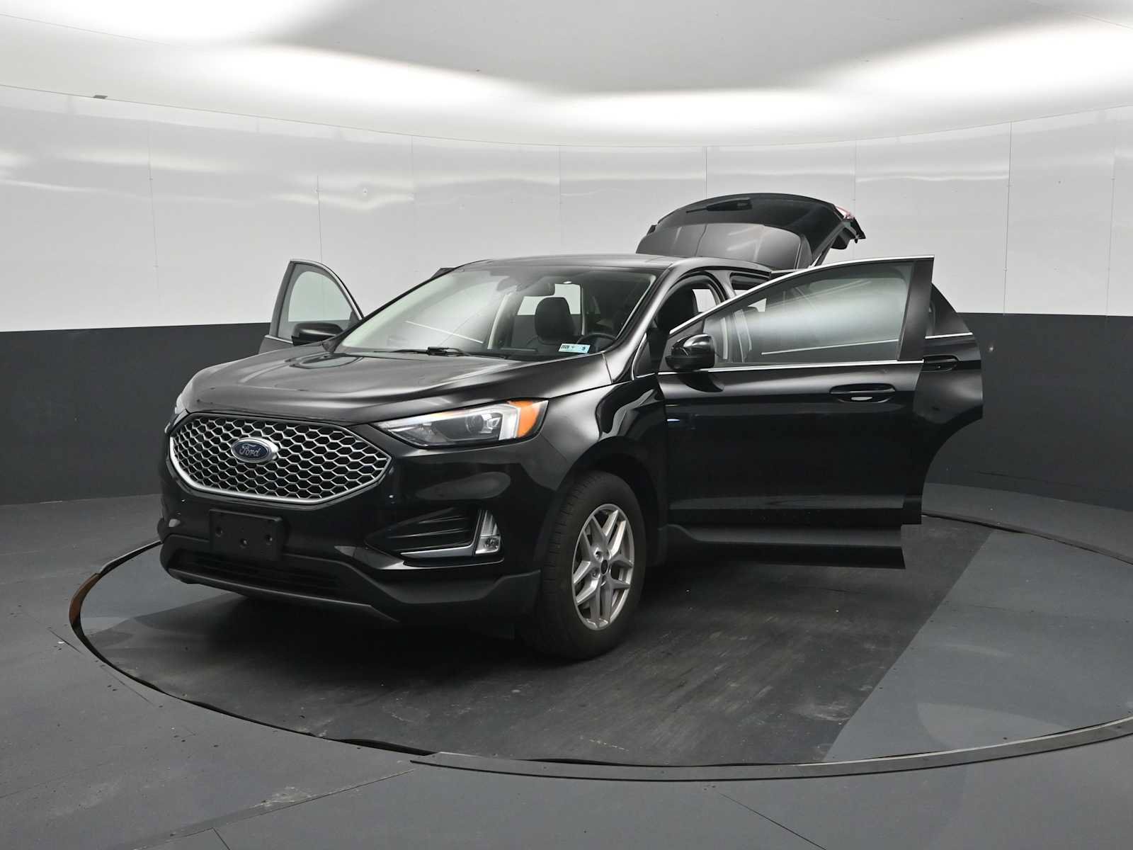 Certified 2024 Ford Edge SEL w/ Convenience Package AWD/4WD image 35