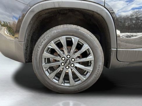 Used 2023 Chevrolet Traverse RS image 20