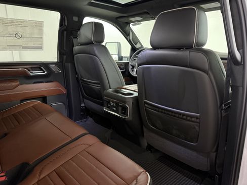 New 2026 GMC Sierra 3500 Denali Ultimate w/ Snow Plow Prep/Camper Package image 47