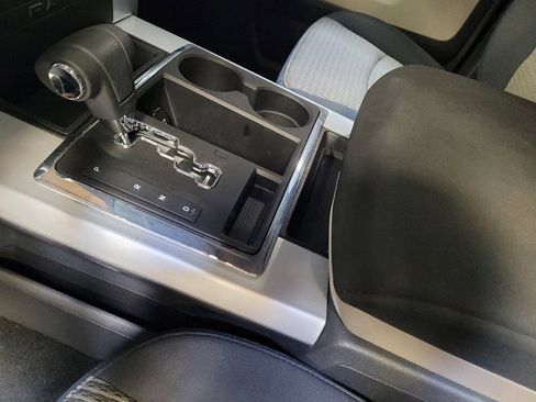 Used 2012 RAM 1500 Big Horn RWD image 26