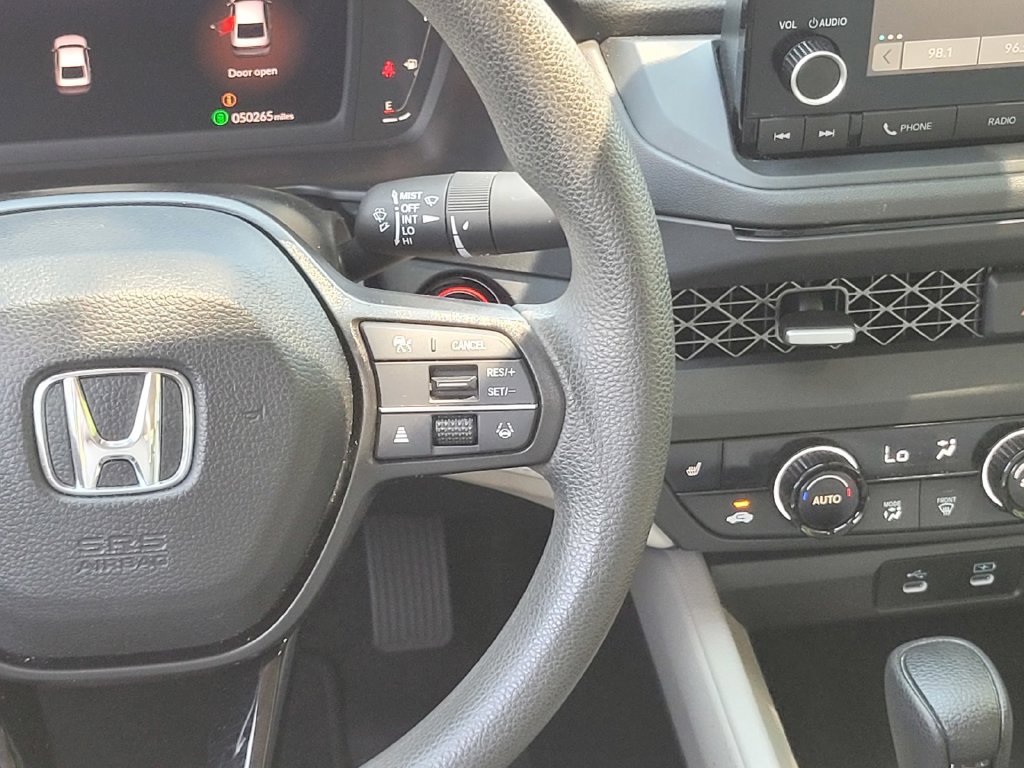 Used 2023 Honda Accord EX image 13