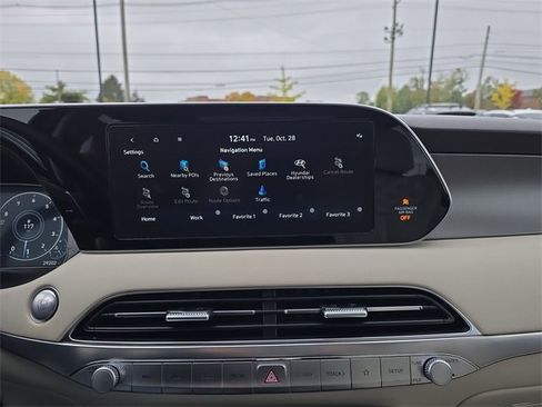 Used 2020 Hyundai Palisade Limited image 18